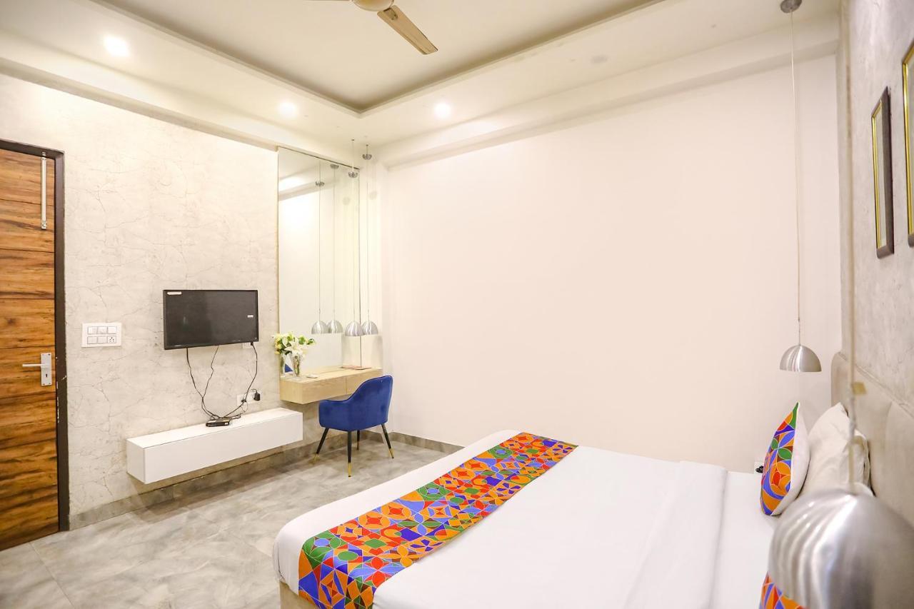 Fabhotel F9 Sector 19 Noida Extérieur photo
