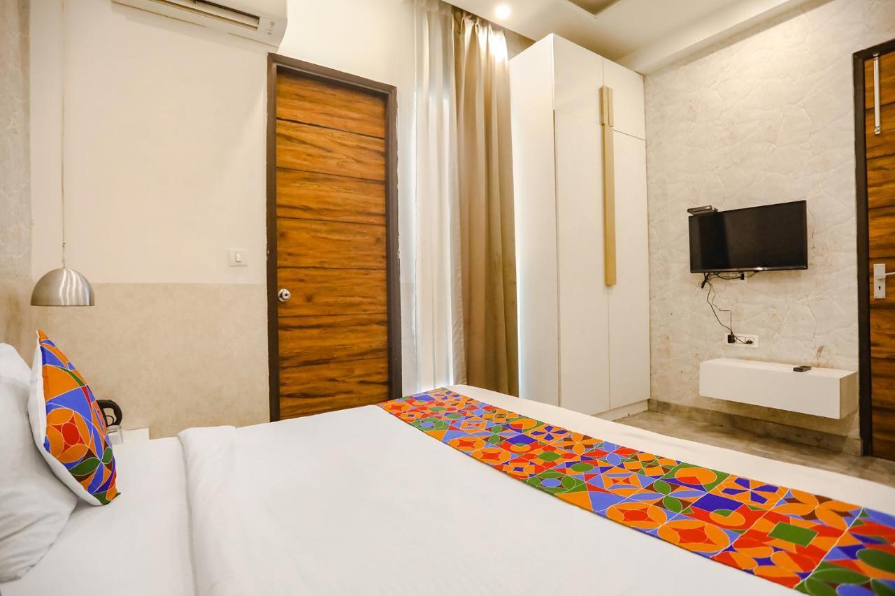 Fabhotel F9 Sector 19 Noida Extérieur photo
